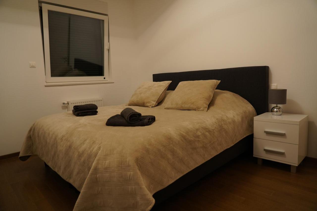 Jackey Apartment Баня-Лука Екстер'єр фото